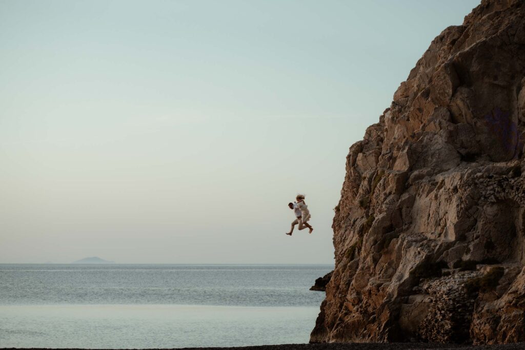 Santorini-wedding-blog-next-day-photo-session-2-1024x683